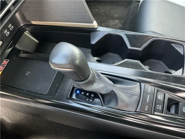 Used 2025 Wind Chill Pearl Toyota XSE image 24