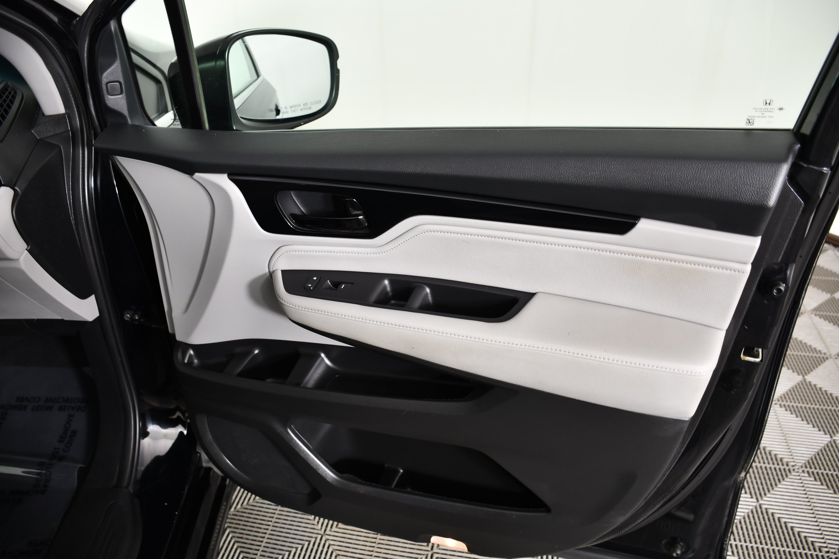 Used 2022 Black Honda Touring image 41