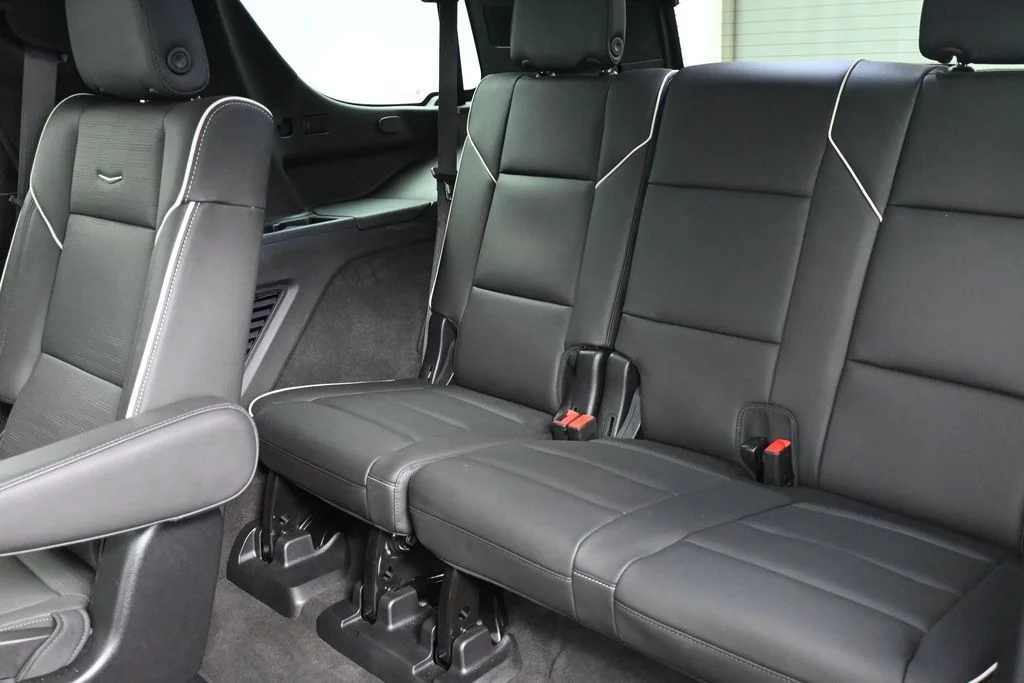 Used 2024 Gray Cadillac Premium Luxury image 17