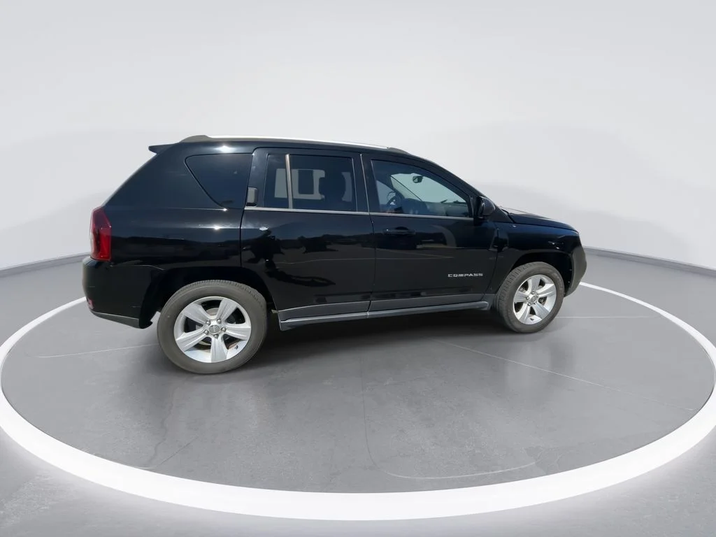 Used 2016 Black Jeep Sport image 9