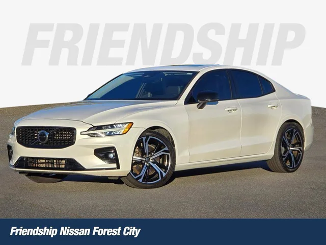 2024 Volvo S60 B5 Core Dark Theme