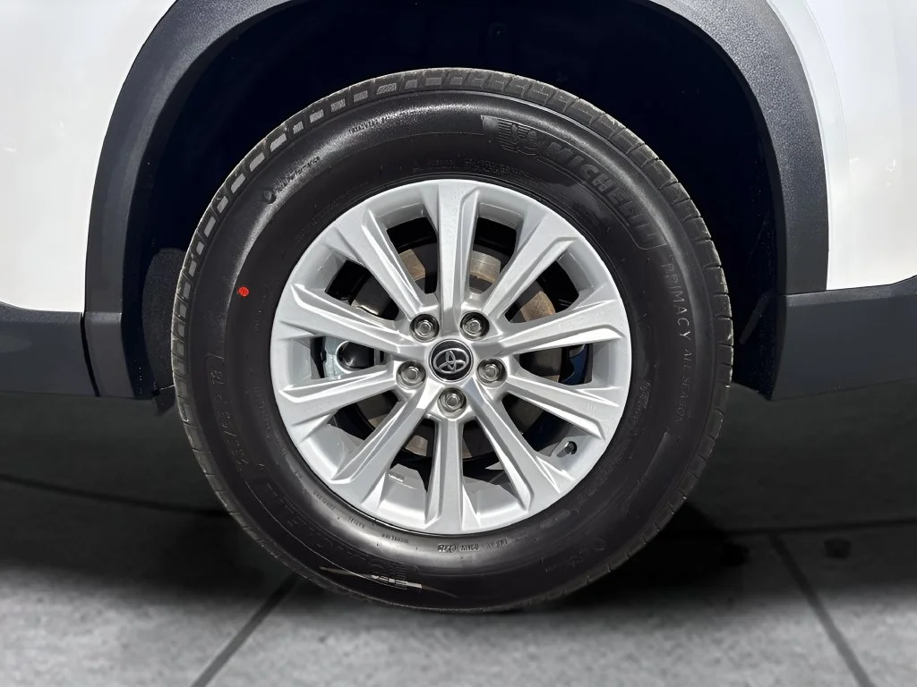 Used 2026 Beige Toyota XLE image 34