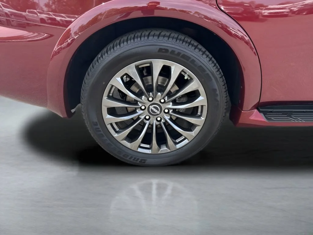 Used 2023 Maroon Nissan Platinum image 40