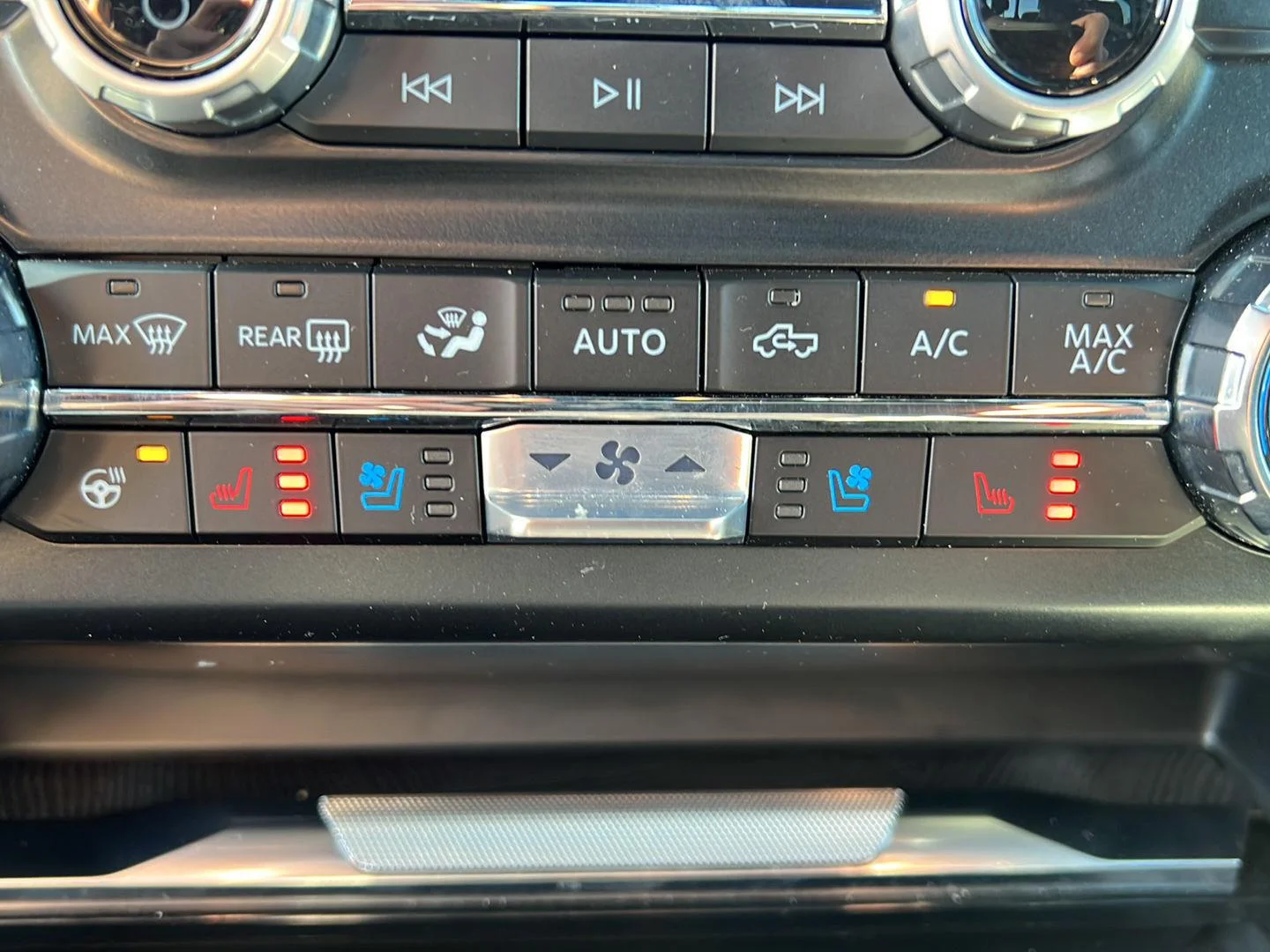Used 2024 Antimatter Blue Ford Platinum image 16