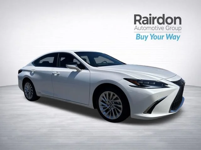 2022 Lexus ES ES 300h Luxury