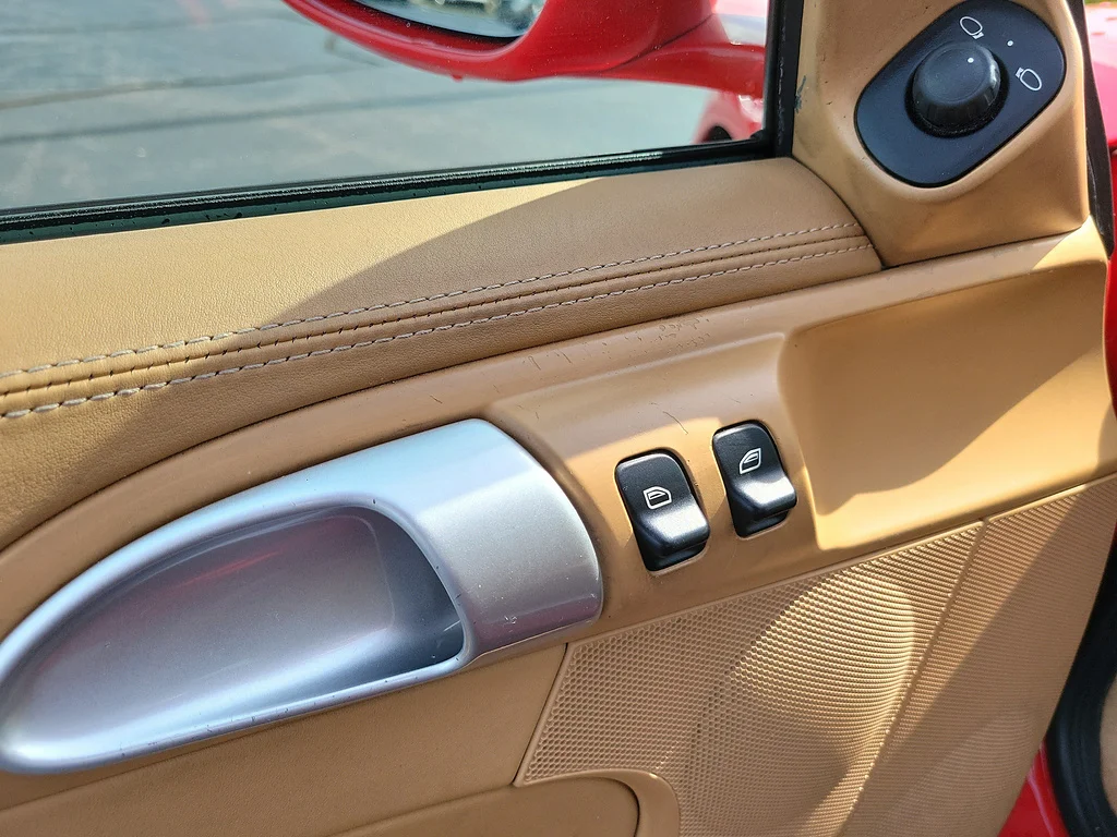 Used 2009 Guards Red PORSCHE S image 14