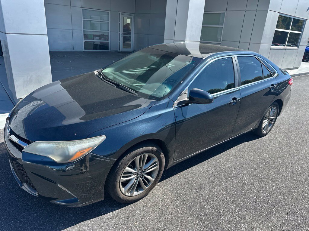 Used 2017 Black Toyota SE image 2
