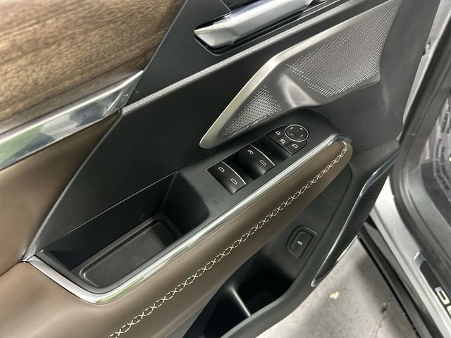 2026 GMC Acadia Denali Ultimate - Photo 13