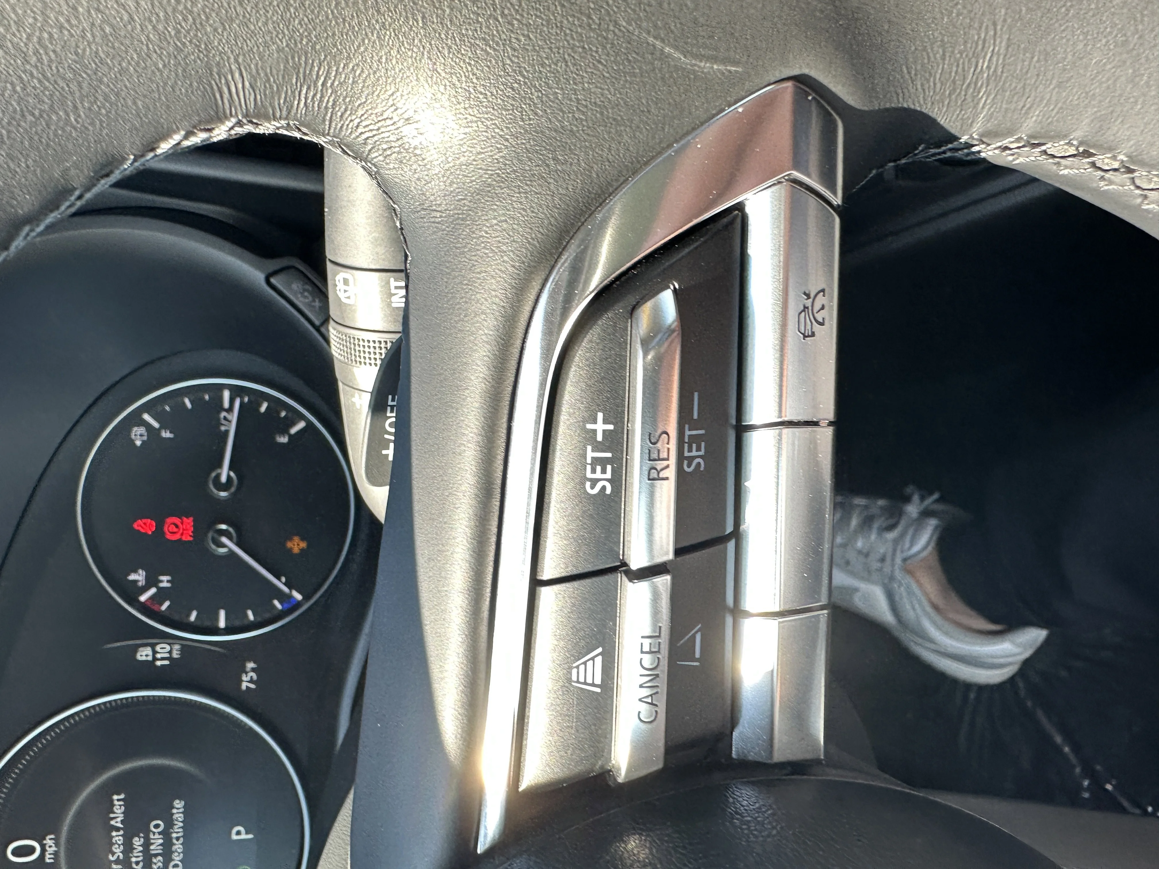 Used 2025 Polymetal Gray Metallic Mazda 2.5 Turbo Meridian Edition image 31