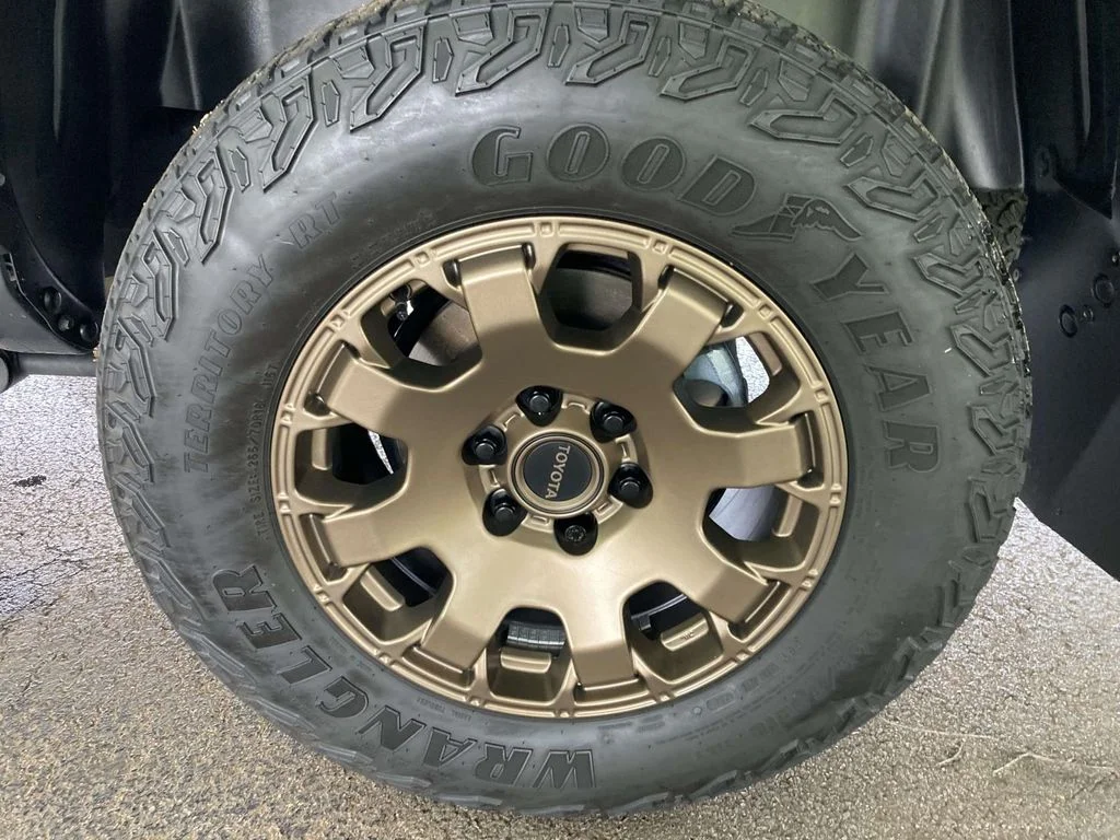 Used 2025  Toyota Trailhunter image 7