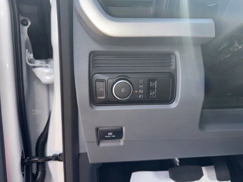 New 2025 White Ford XL image 18