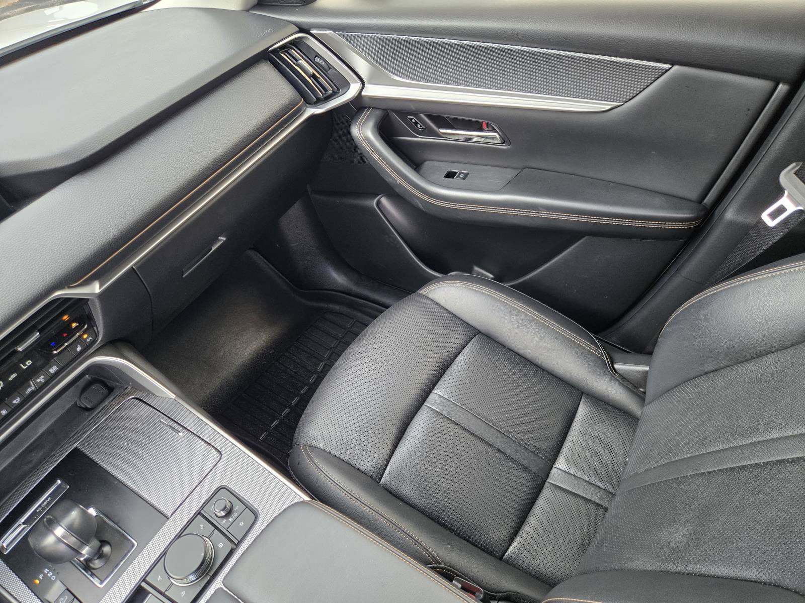 Used 2025 Rhodium White Premium Mazda Preferred Package image 15