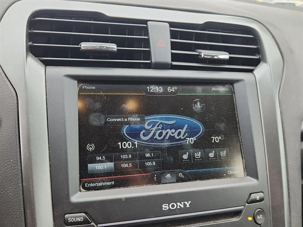 Used 2016 Ruby Red Metallic Tinted Clearcoat Ford Titanium image 20