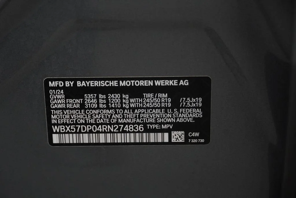 Used 2024 Gray BMW xDrive30i image 45