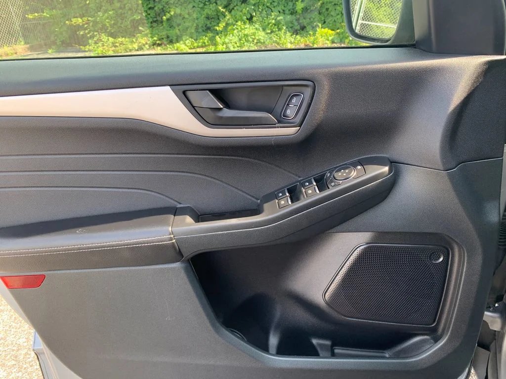 Used 2022 Silver Ford S image 12