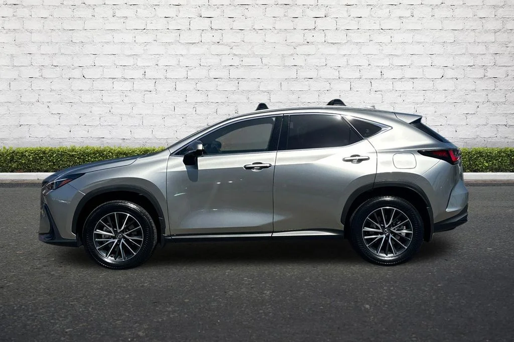 Used 2025 Silver Lexus 350h Premium image 7