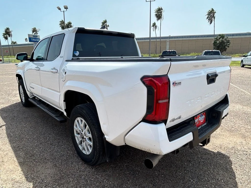 Used 2024 White Toyota SR5 image 4