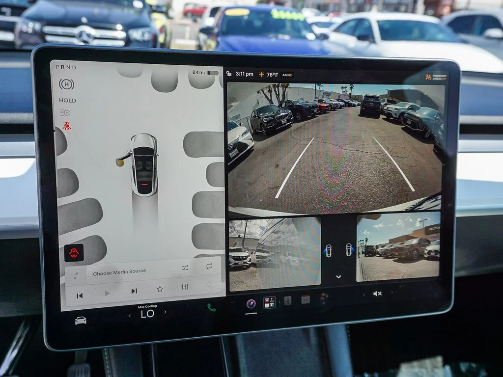 Used 2023 White Tesla Long Range image 26