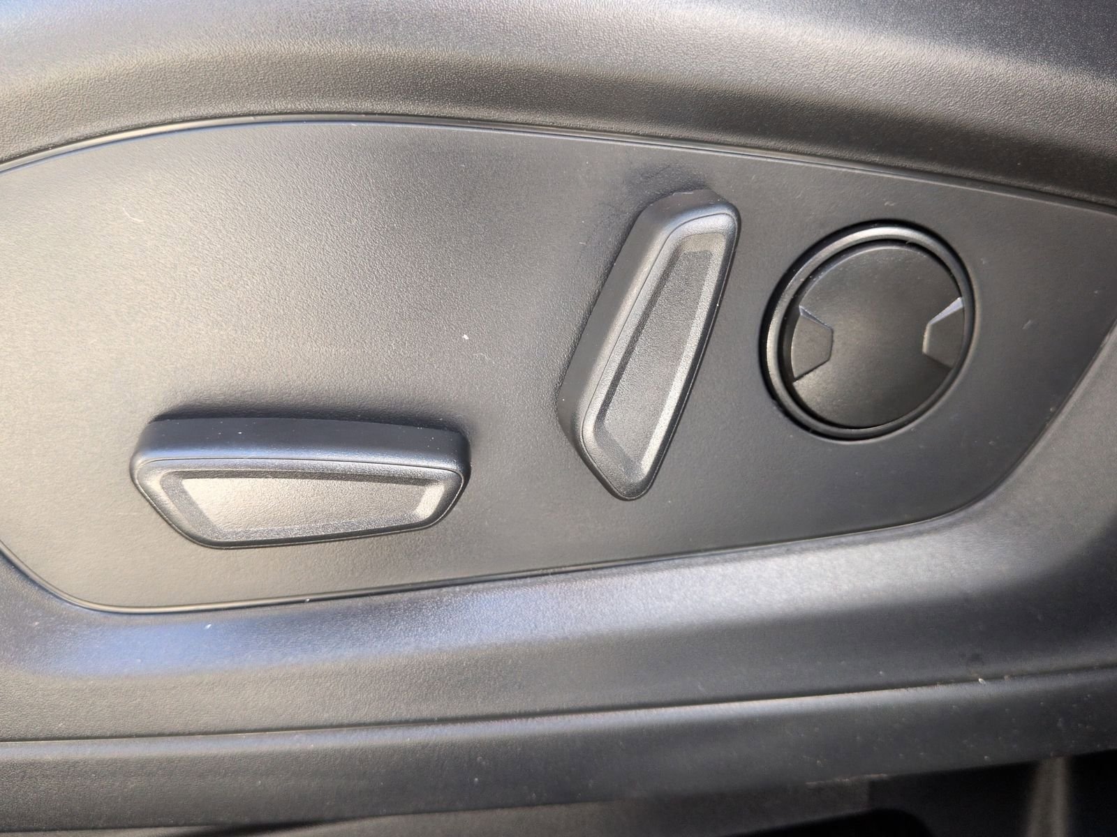 2026 Ford Explorer Active - Photo 18