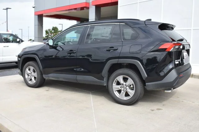 Used 2025 Black Toyota XLE image 7