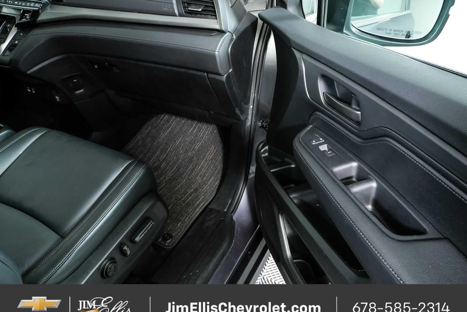 2025 Honda Odyssey EX-L - Photo 23