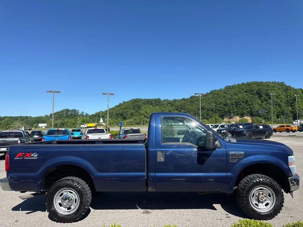 Used 2010 Blue Ford XL image 6