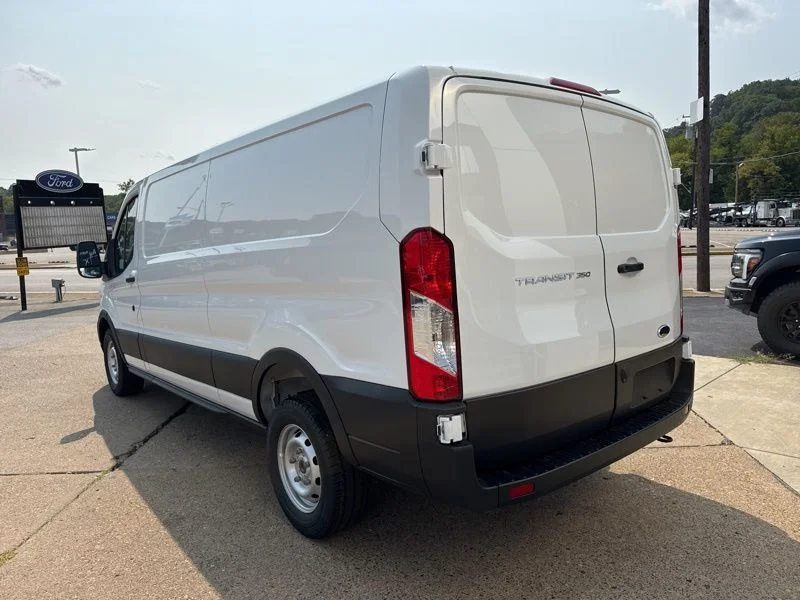 2025 Ford Transit Van Base - Photo 5