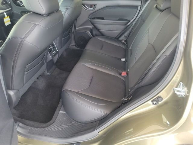 New 2026 AUTUMN GREEN METALLIC Subaru Limited image 10