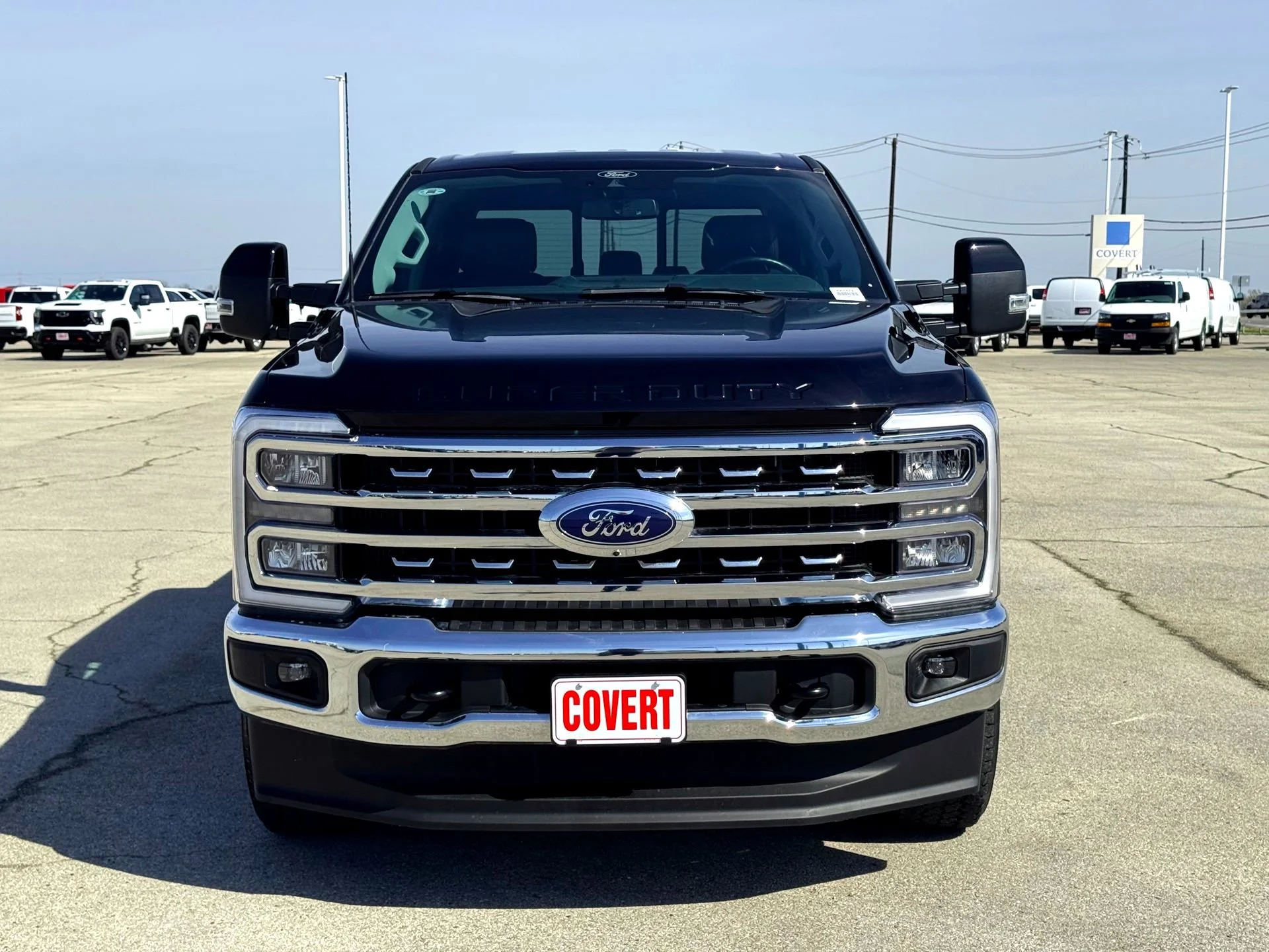 Used 2024  Ford Lariat image 4