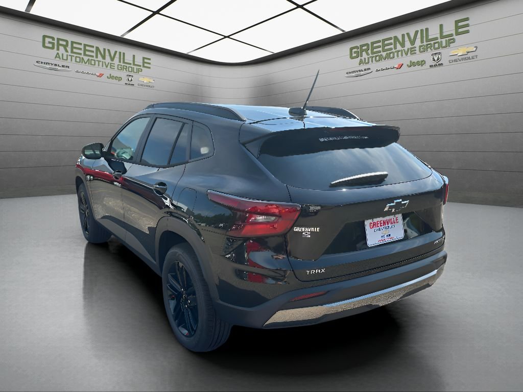 New 2026 Mosaic Black Metallic Chevrolet ACTIV image 7