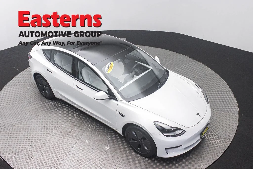 Used 2023 White Tesla Base image 3