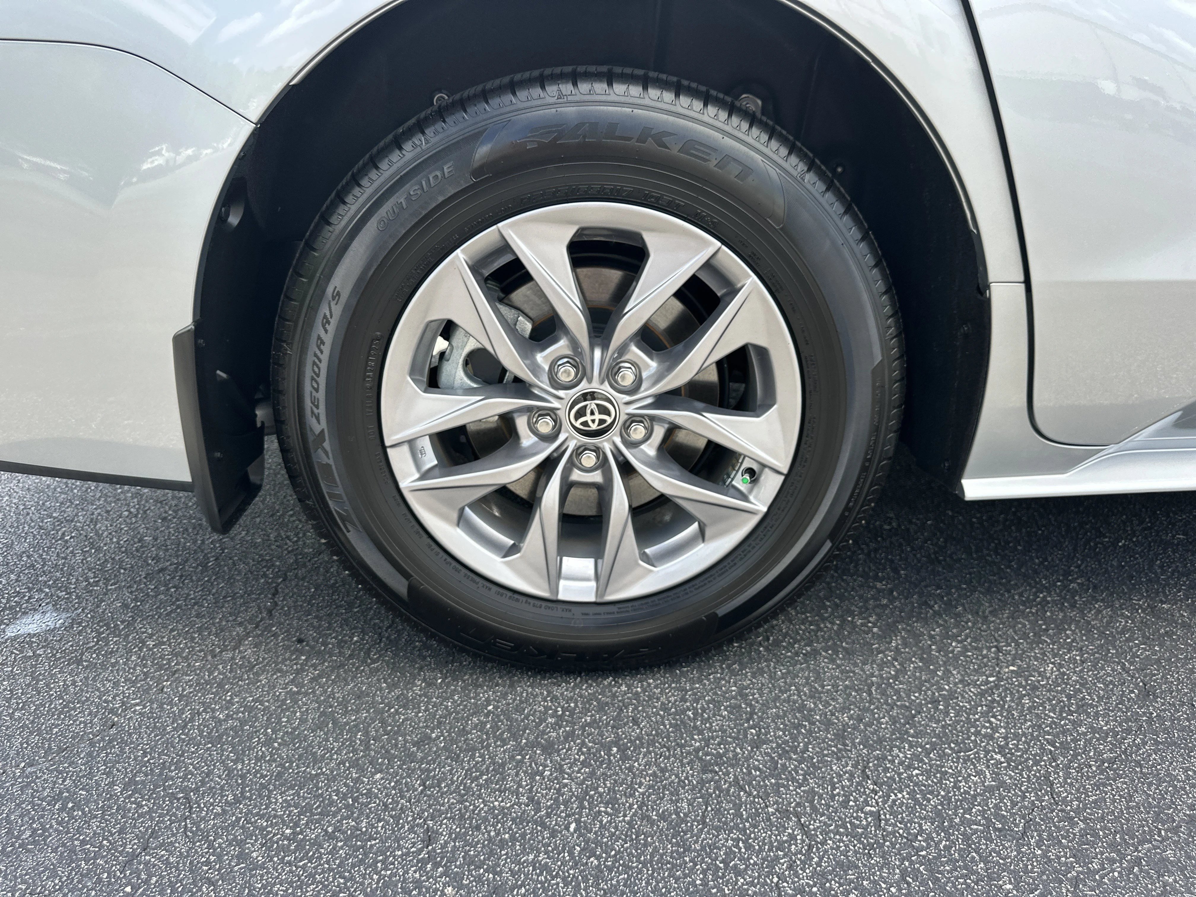 Certified Used 2025 Celestial Silver Metallic Toyota XLE 8-Passenger image 18