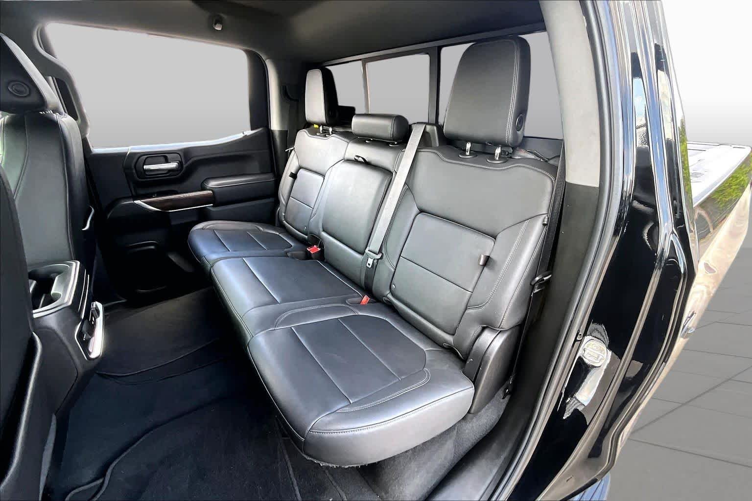 Used 2022 Onyx Black GMC SLT image 21
