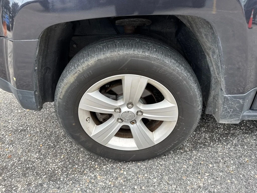 Used 2014 Gray Jeep Sport image 1