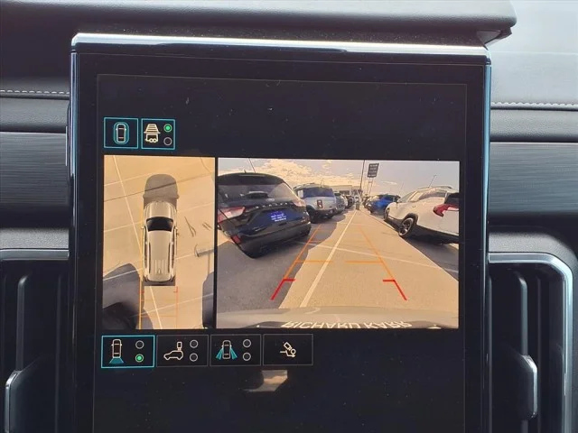 2026 GMC Acadia Elevation - Photo 15