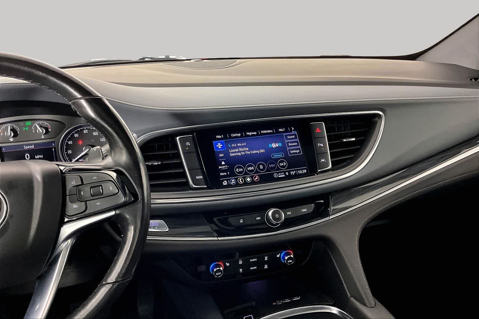 Used 2024 White Frost Tricoat Buick Essence image 7