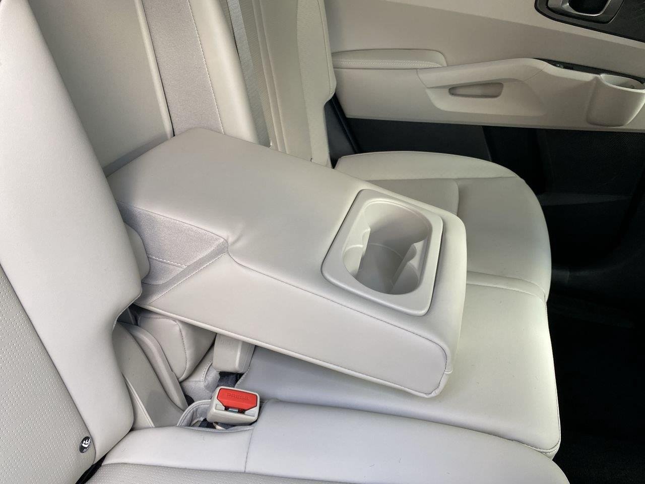 New 2026 Wolf Gray Kia S image 27