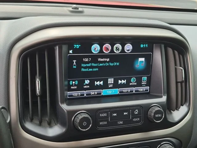 Used 2016 Red Chevrolet Z71 image 22