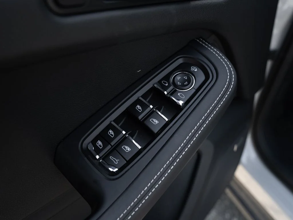 Used 2026 Chalk Porsche S image 16