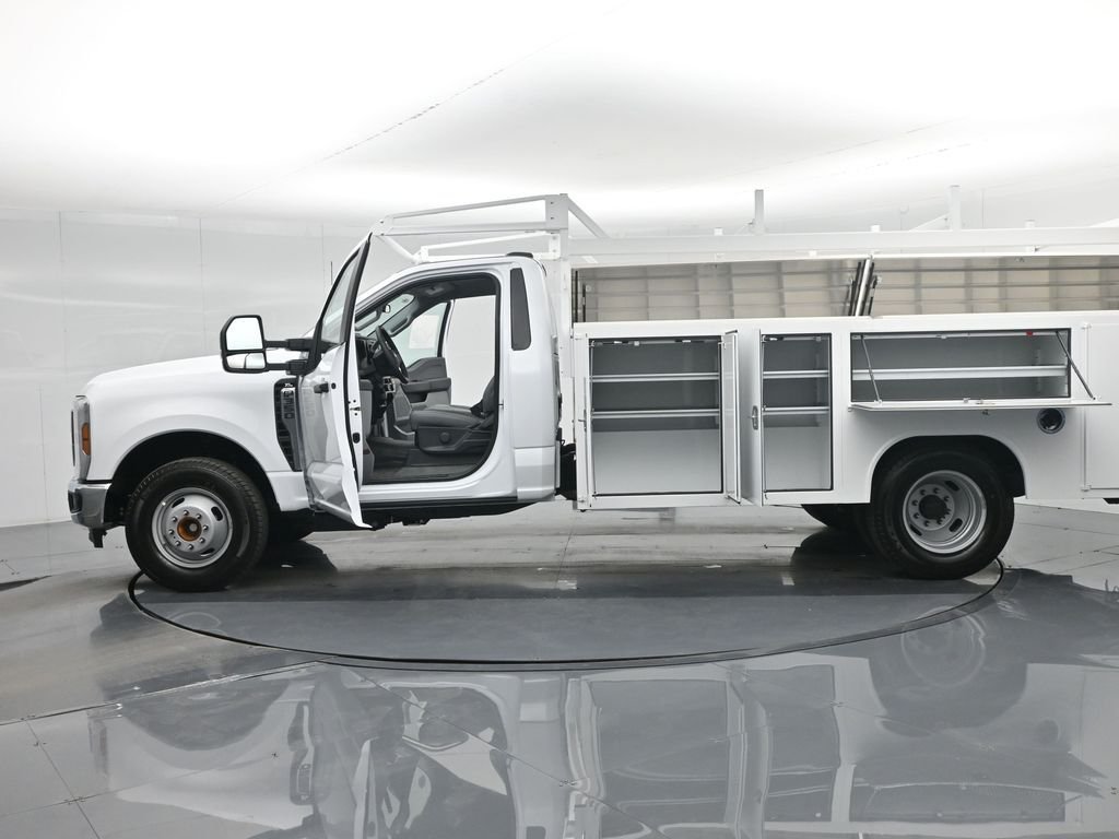 New 2026 Oxford White Ford XL image 35