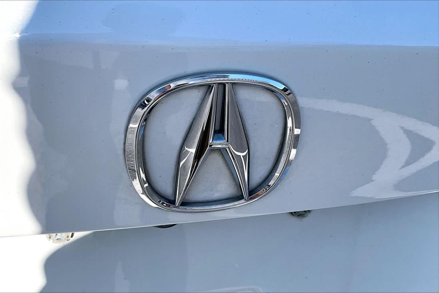 Used 2016 Bellanova White Pearl Acura V6 Tech image 39