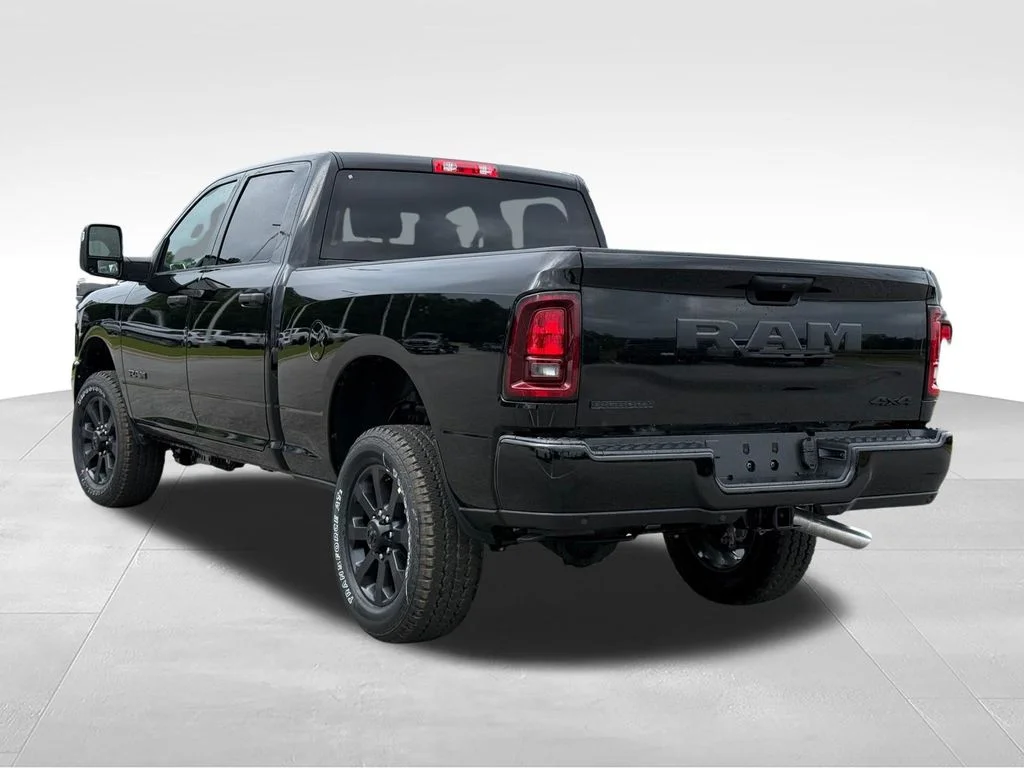 New 2026 Diamond Black Crystal Pearl-Coat Exterior Paint RAM Big Horn image 4