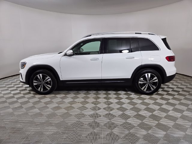 Used 2026 White Mercedes-Benz GLB 250 image 5