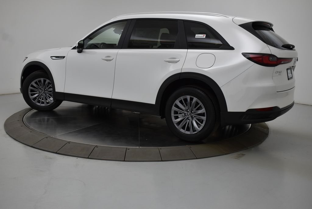 Certified Used 2025 White Mazda 3.3 Turbo Select image 6