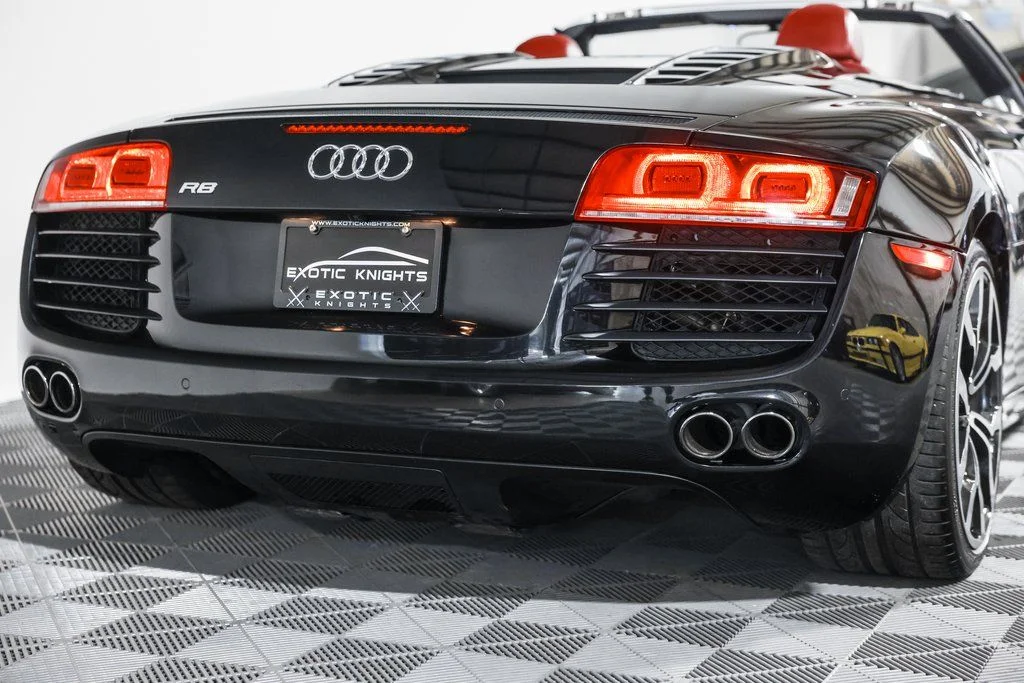2011 Audi R8 Base - Photo 9