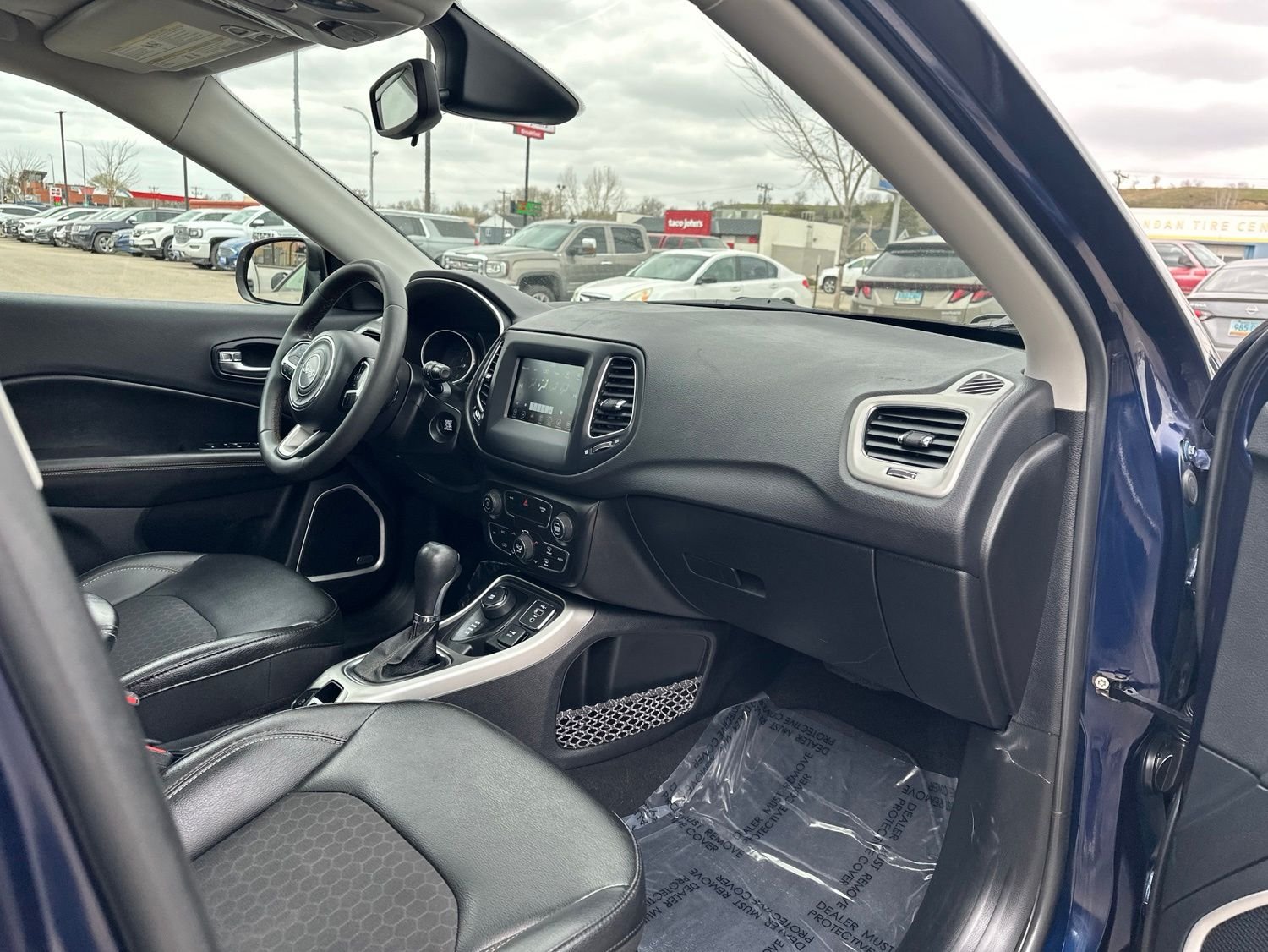 Used 2021 Blue Jeep Latitude image 30