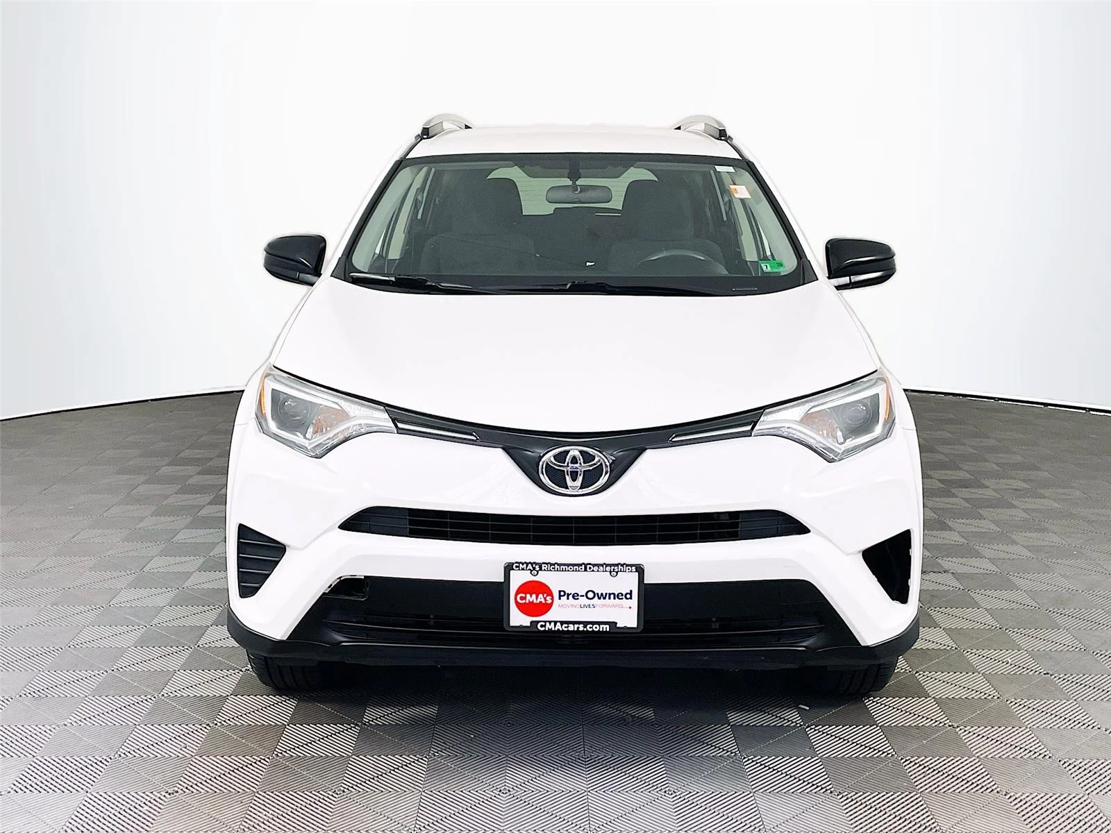Used 2016 Toyota RAV4 LE with VIN JTMBFREV3GJ087199 for sale in South Chesterfield, VA