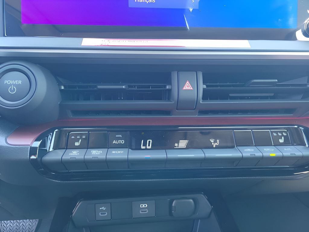 2026 Toyota Prius Plug-in Hybrid XSE - Photo 17