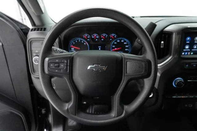Used 2023 Black Chevrolet Custom image 22