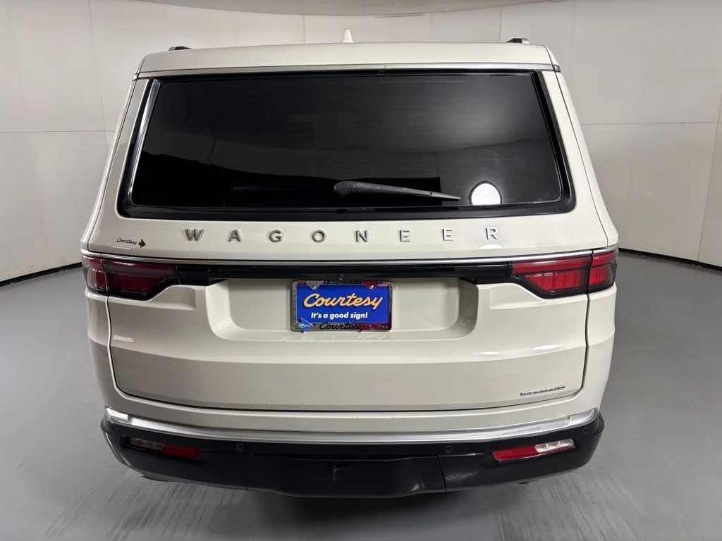 Used 2022 White Jeep Series II image 7
